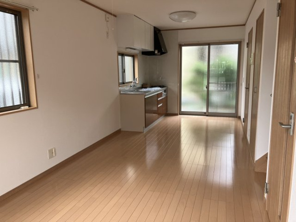 【小川新町エスティームB号棟の居間】