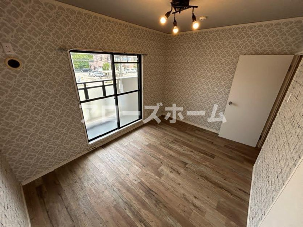 サンシャイン南別府の洋室