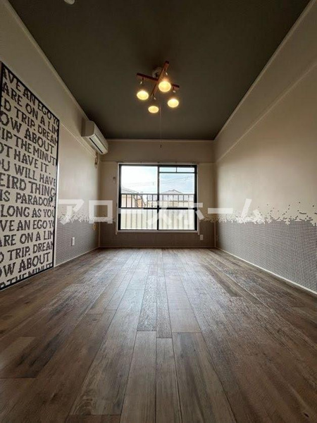 サンシャイン南別府の洋室