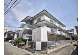 NJマンション本町の外観