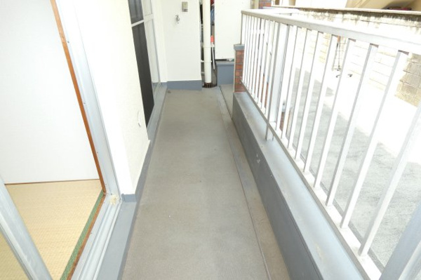 フローラルハイツのバルコニー