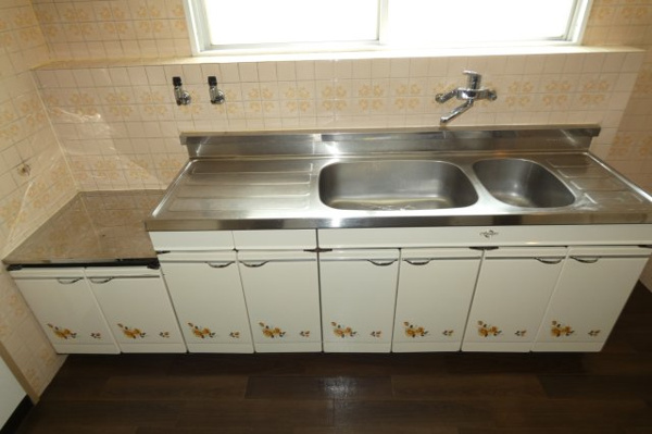 フローラルハイツのキッチン