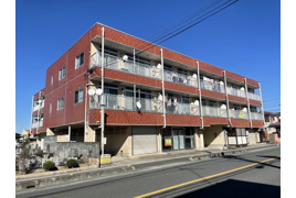 鈴幸ハイツの外観