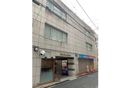 日興パレス横浜の外観