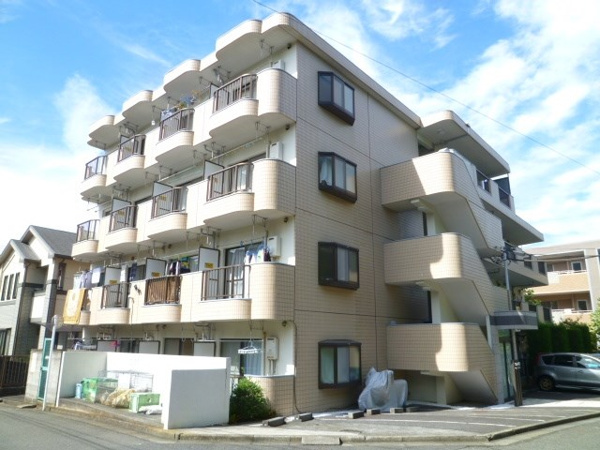 エトワール永山の外観