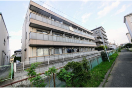 サンプレイスの外観