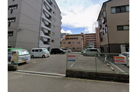 マエニシ駐車場の駐車場