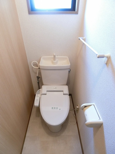 【セジュール茅原のトイレ】