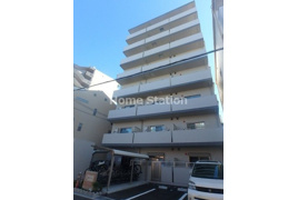 英照マンションの外観