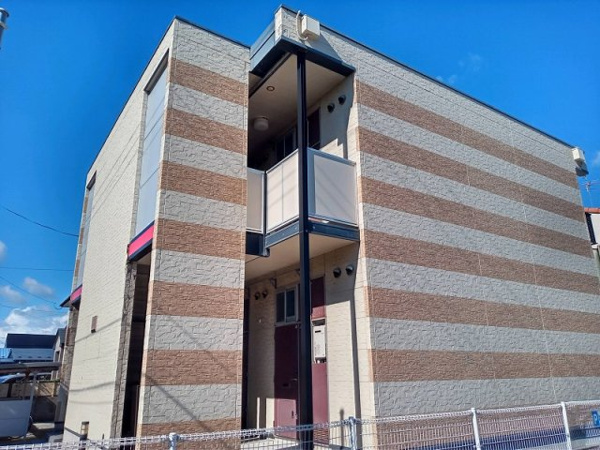 レオパレスＧＳＴの外観