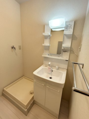 【ソレムⅠ新城の独立洗面台】