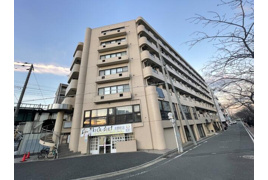 横浜市南区白金町の事務所の外観