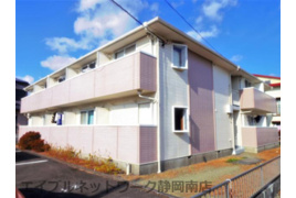 焼津市小屋敷のハイツの外観