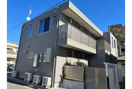 グロース久我山の外観