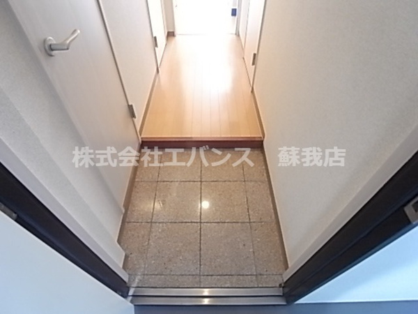 ハイトピア千葉の玄関