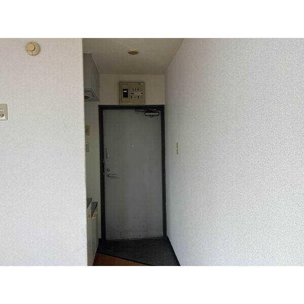 アーバンポイント千種の玄関