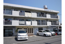 津田野ビルの外観