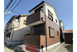 橿原市内膳町のアパートの外観