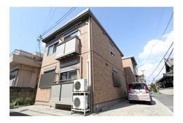 橿原市内膳町のハイツの外観