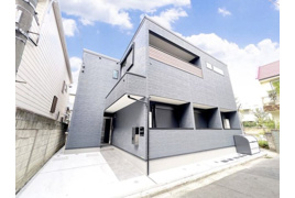 CRASTINE千住緑町の外観