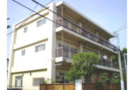 エミネ青山の外観