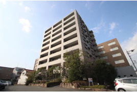 レジデンス大町西館の外観