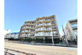 ライオンズマリンビュー逗子海岸の外観