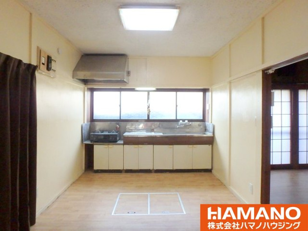 【折本戸建てのキッチン】