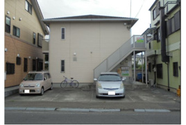川越市石原町の駐車場の外観