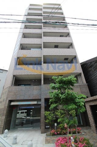 【リーガル新福島の外観】