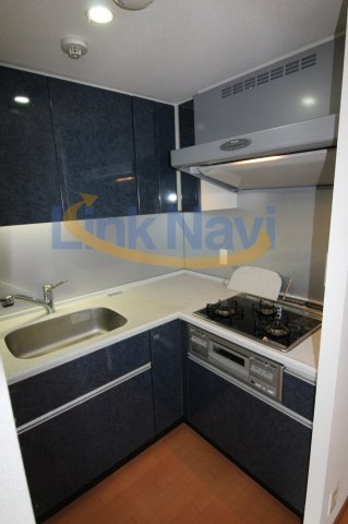 【リーガル新福島のキッチン】