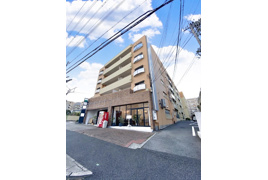 芦屋市朝日ケ丘町のマンションの外観