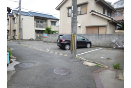 スピカパーキングウエストの外観