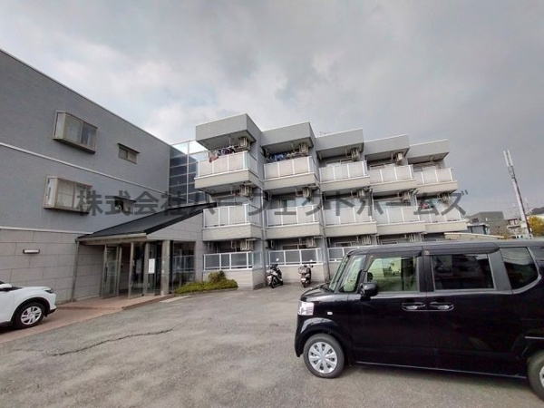 ハピネス渚の外観