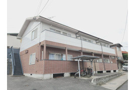 鷹日マンションの外観