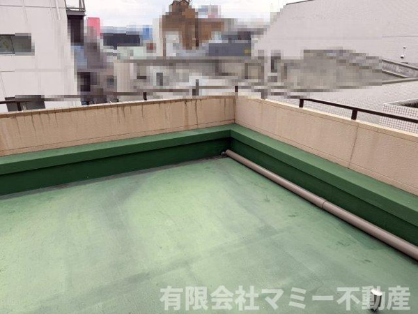 【西新地事務所Yのバルコニー】