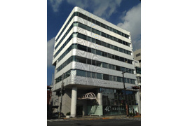 オカバ水戸ビルの外観