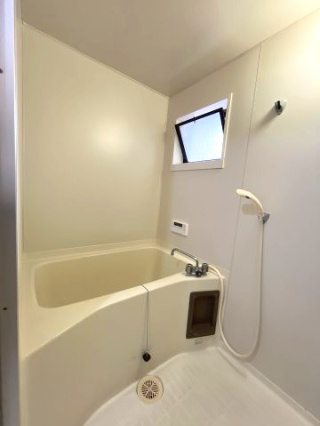 コーポ池まち花やしきの浴室