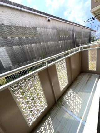 コーポ池まち花やしきのバルコニー