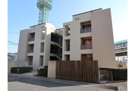 生駒市壱分町のマンションの外観