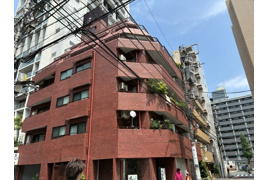 マンション麻布コートの外観