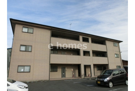 シーズン柞田の外観