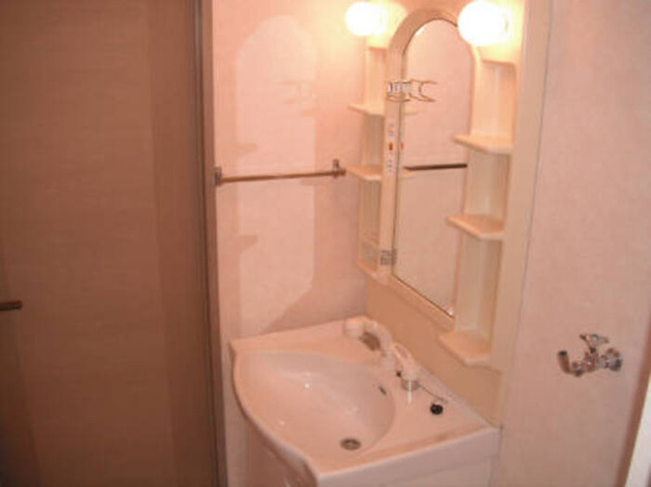 セジュールさくら館の独立洗面台