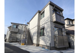 橿原市内膳町のハイツの外観