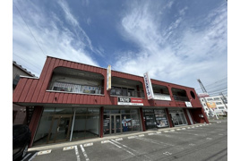 塚越ビルの外観