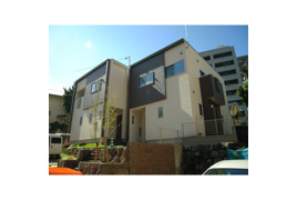 福岡市中央区赤坂の戸建ての外観