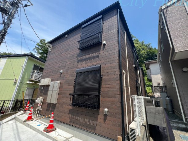 新築フリーレント付きアパート【アグレット弘明寺】1K