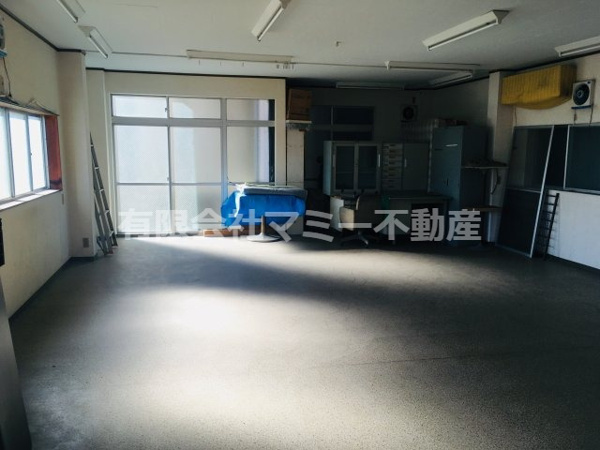 【滝川町事務所Iの内装】