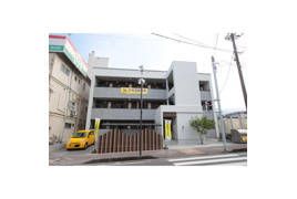 足柄下郡湯河原町土肥のアパートの外観