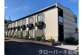 レオパレスルイーズ坂出の外観